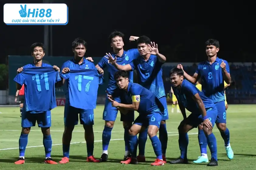 Thái Lan quyết tâm giành HCV môn bóng đá nam sau 4 lần liên tiếp thất bại. Thái Lan quyết tâm giành HCV môn bóng đá nam sau 4 lần liên tiếp thất bại.